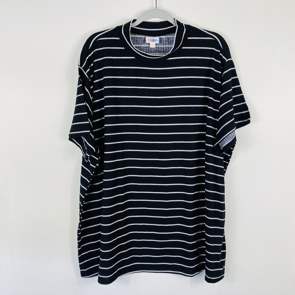 Lularoe Top 3XL Striped Ruth Mock Neck Ribbed Short Sleeve Stretch Black White